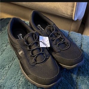 Champion Size 9 women’s new memory foam sneakers